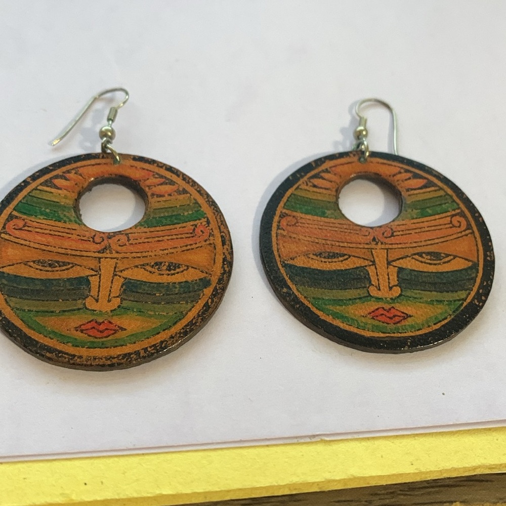 Unique earrings - Picture 3 of 6
